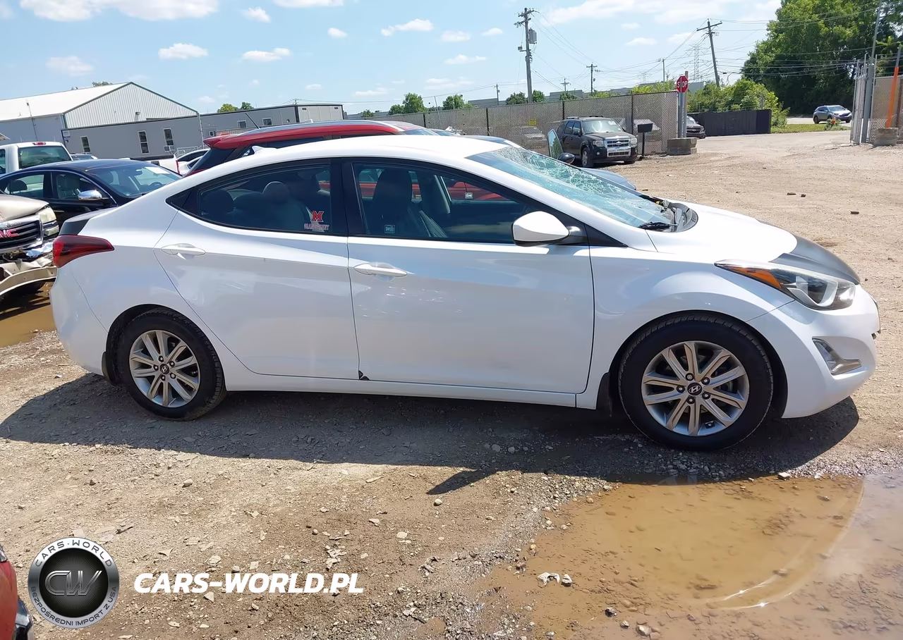 2016 Hyundai Elantra Se VIN:5NPDH4AE5GH786161 - 13