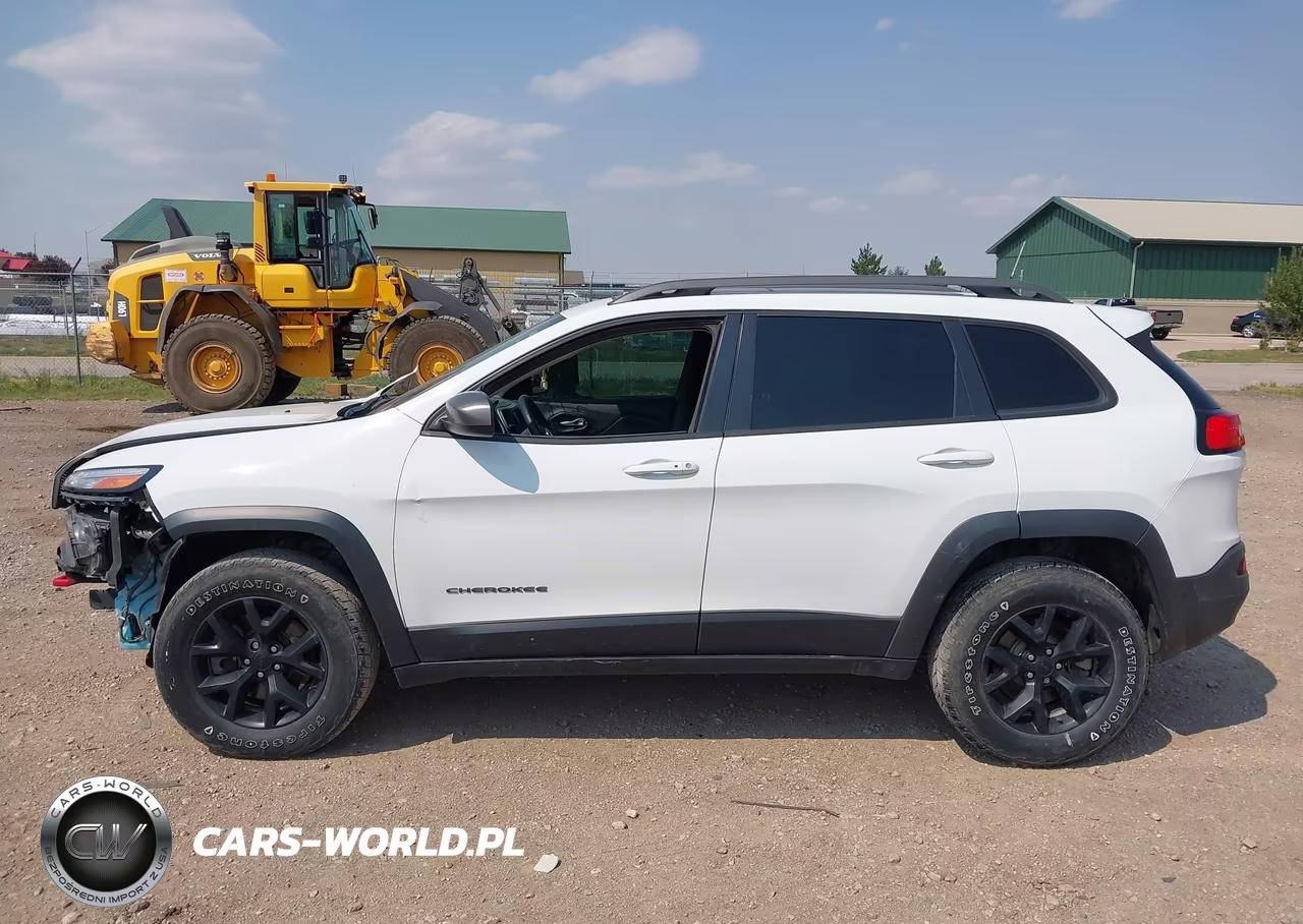 2016 Jeep Cherokee Trailhawk VIN:1C4PJMBS4GW199126 - 15