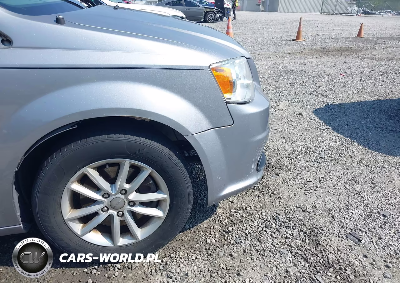 2015 Dodge Grand Caravan Sxt VIN:2C4RDGCG5FR541475 - 12