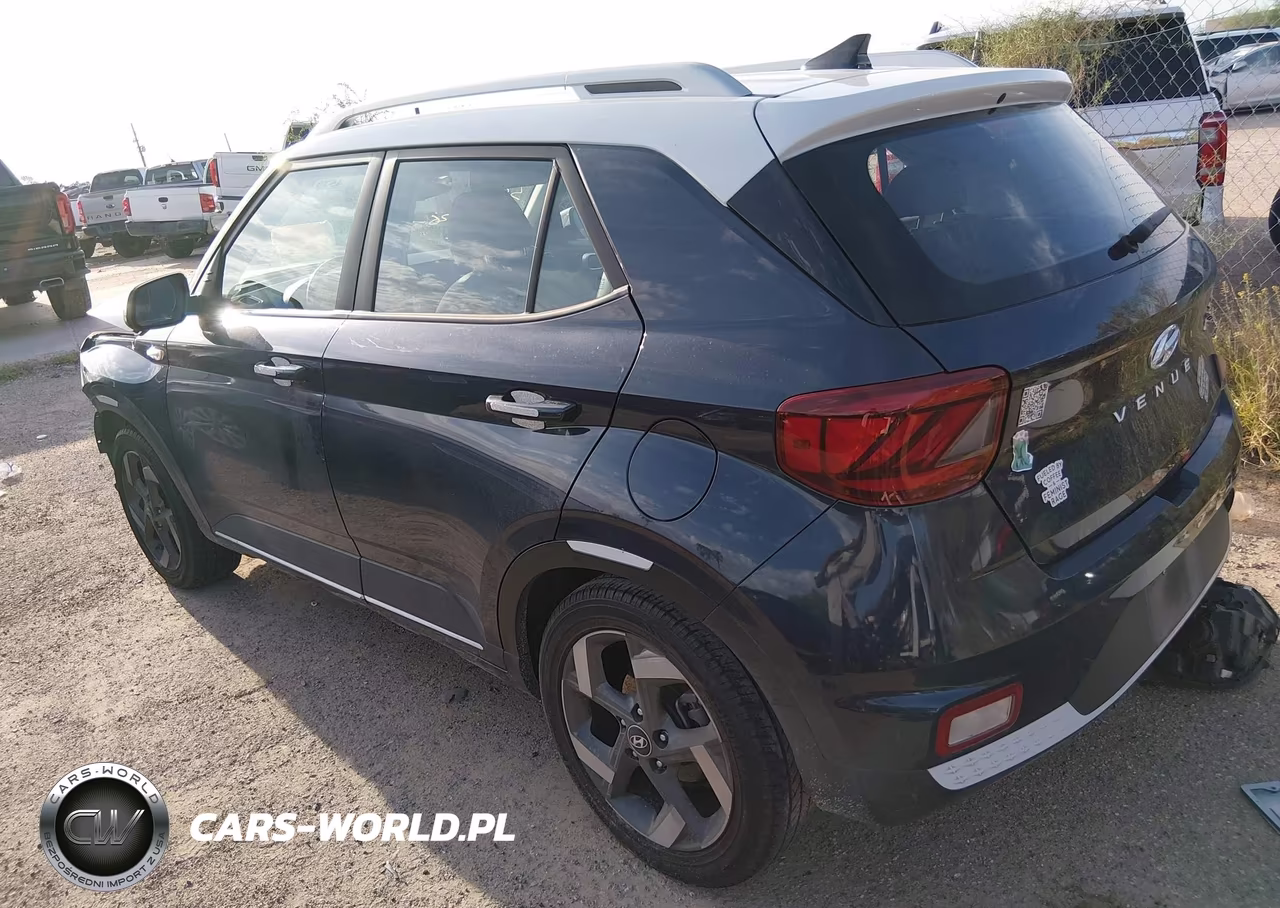 2020 Hyundai Venue Denim VIN:KMHRC8A31LU042272 - 3