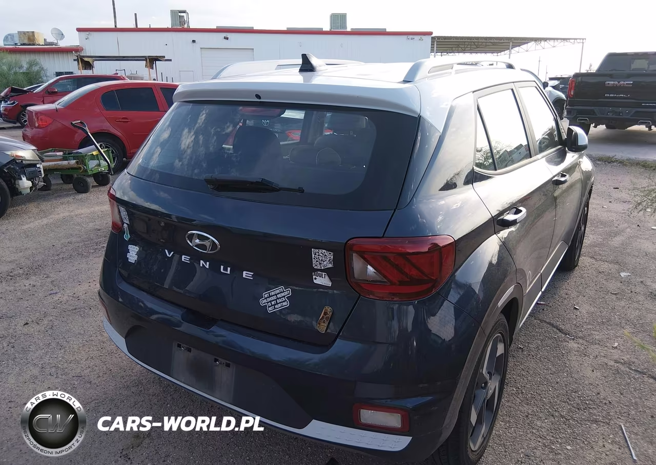 2020 Hyundai Venue Denim VIN:KMHRC8A31LU042272 - 4