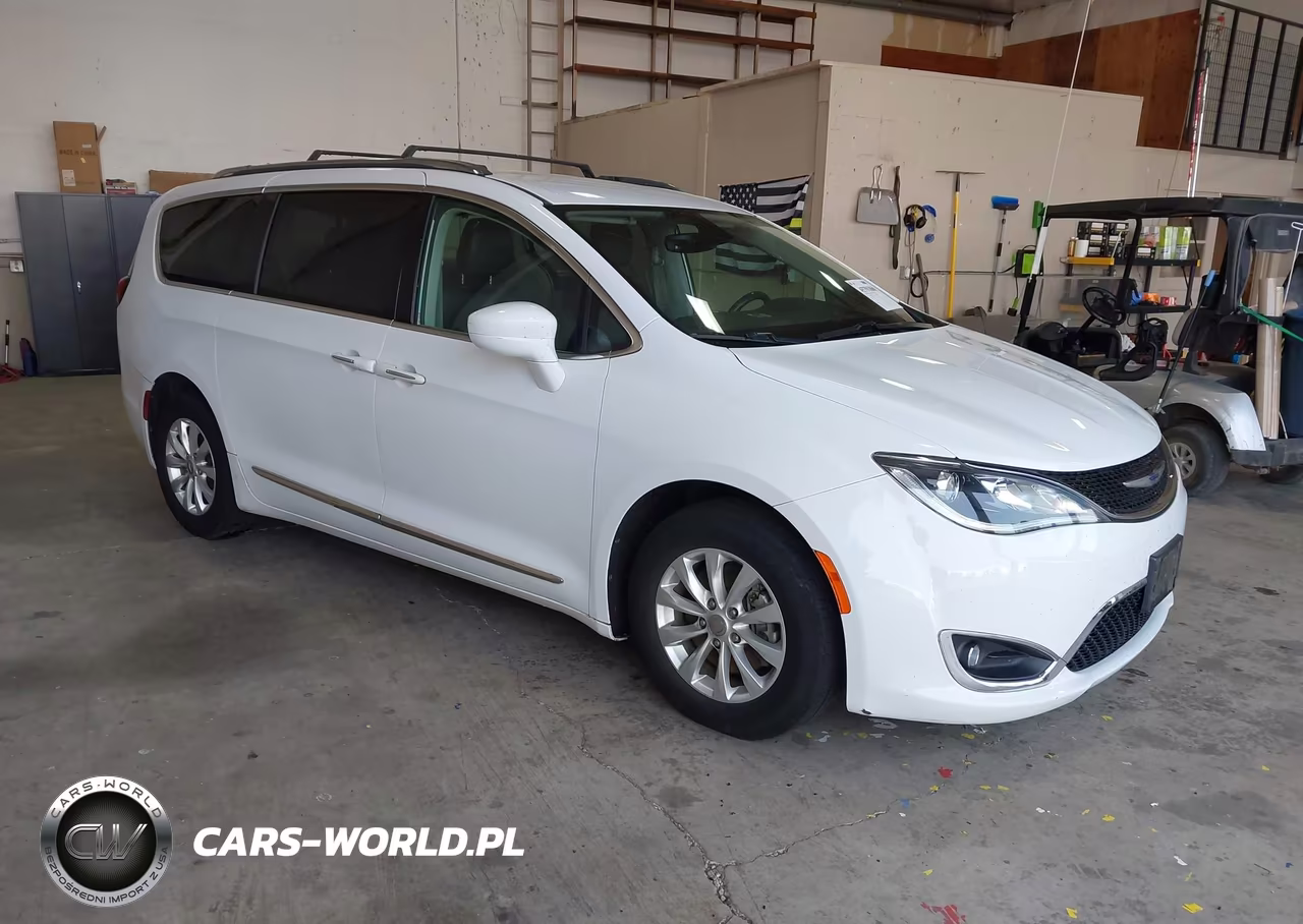 2019 Chrysler Pacifica Touring L