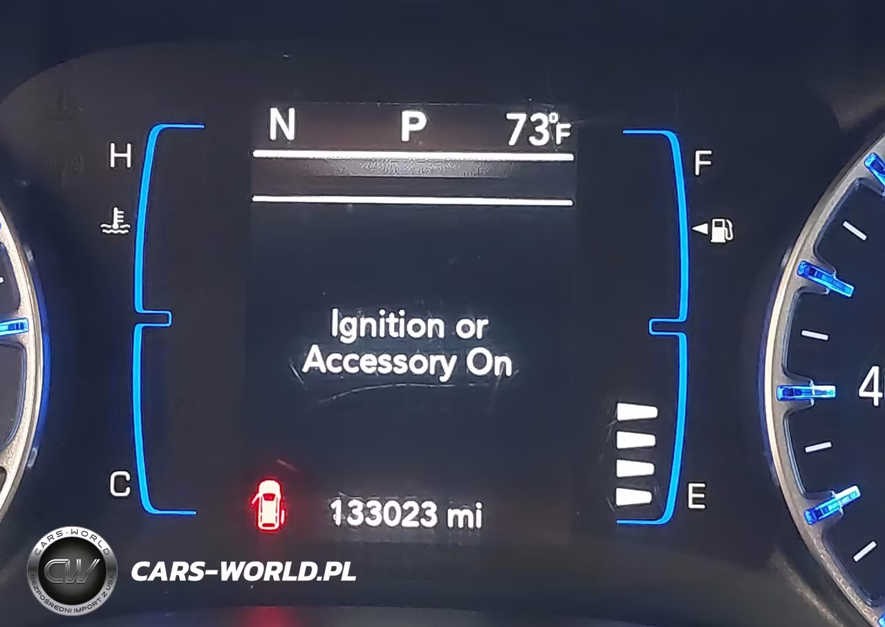 2019 Chrysler Pacifica Touring L VIN:2C4RC1BG1KR680630 - 15