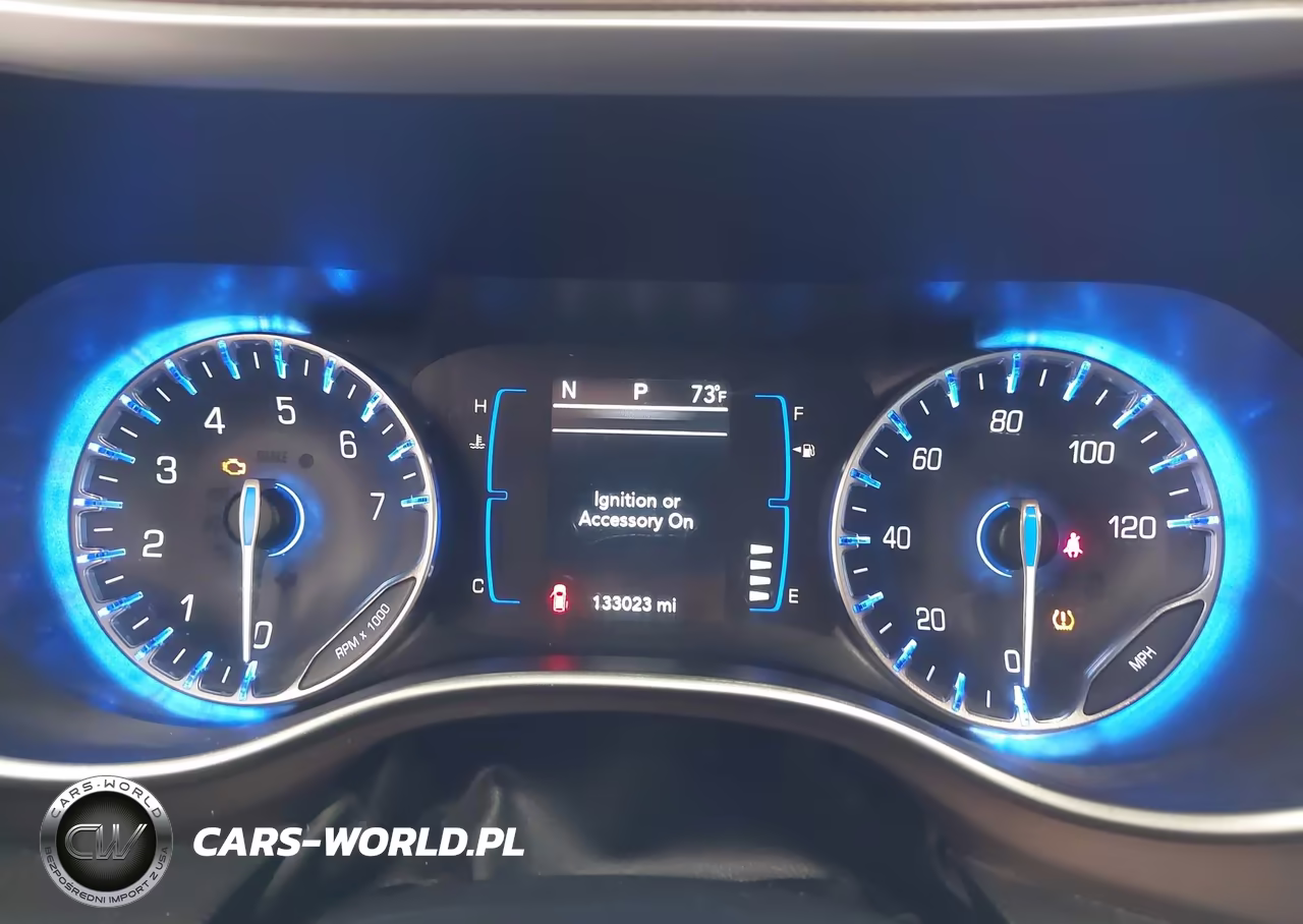 2019 Chrysler Pacifica Touring L VIN:2C4RC1BG1KR680630 - 7