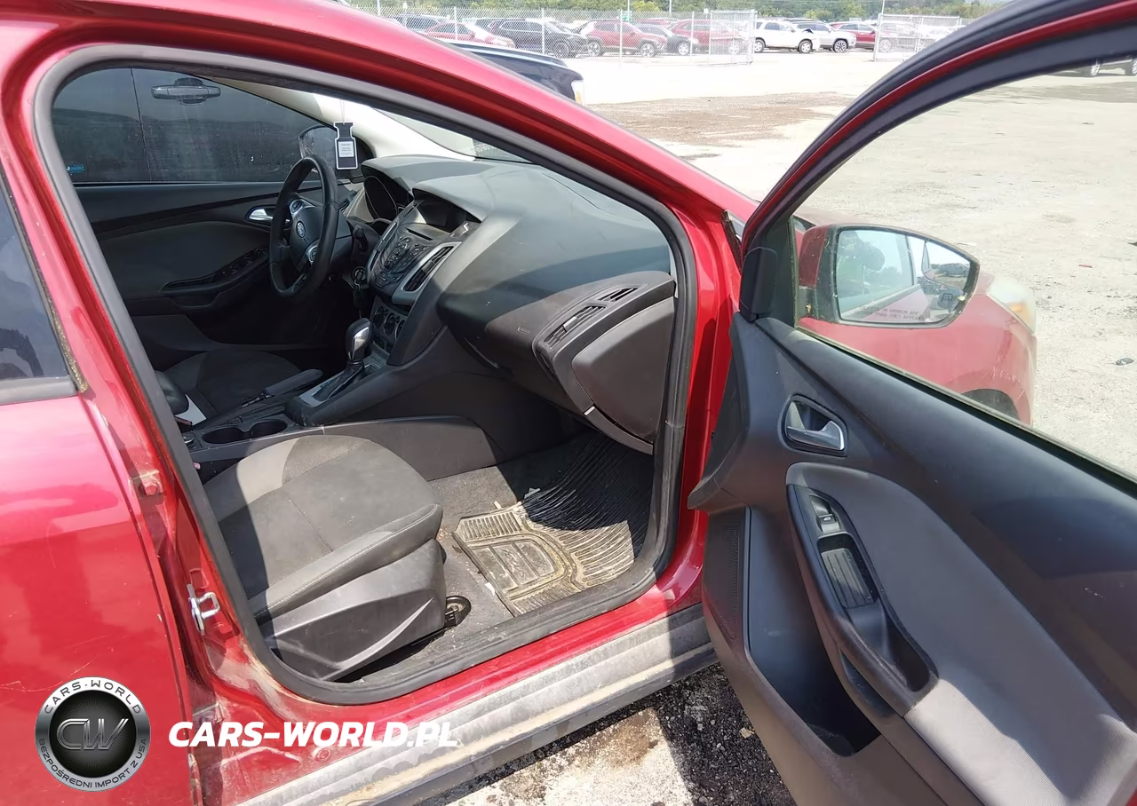 2012 Ford Focus Se VIN:1FAHP3F2XCL262187 - 5