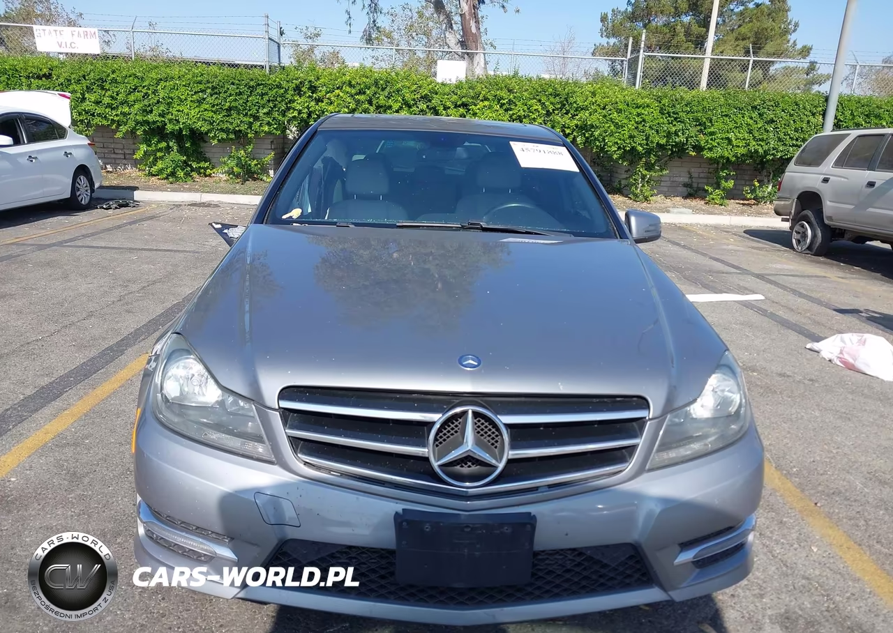 2014 Mercedes-Benz C 250 Sport VIN:WDDGF4HB5EA962957 - 13