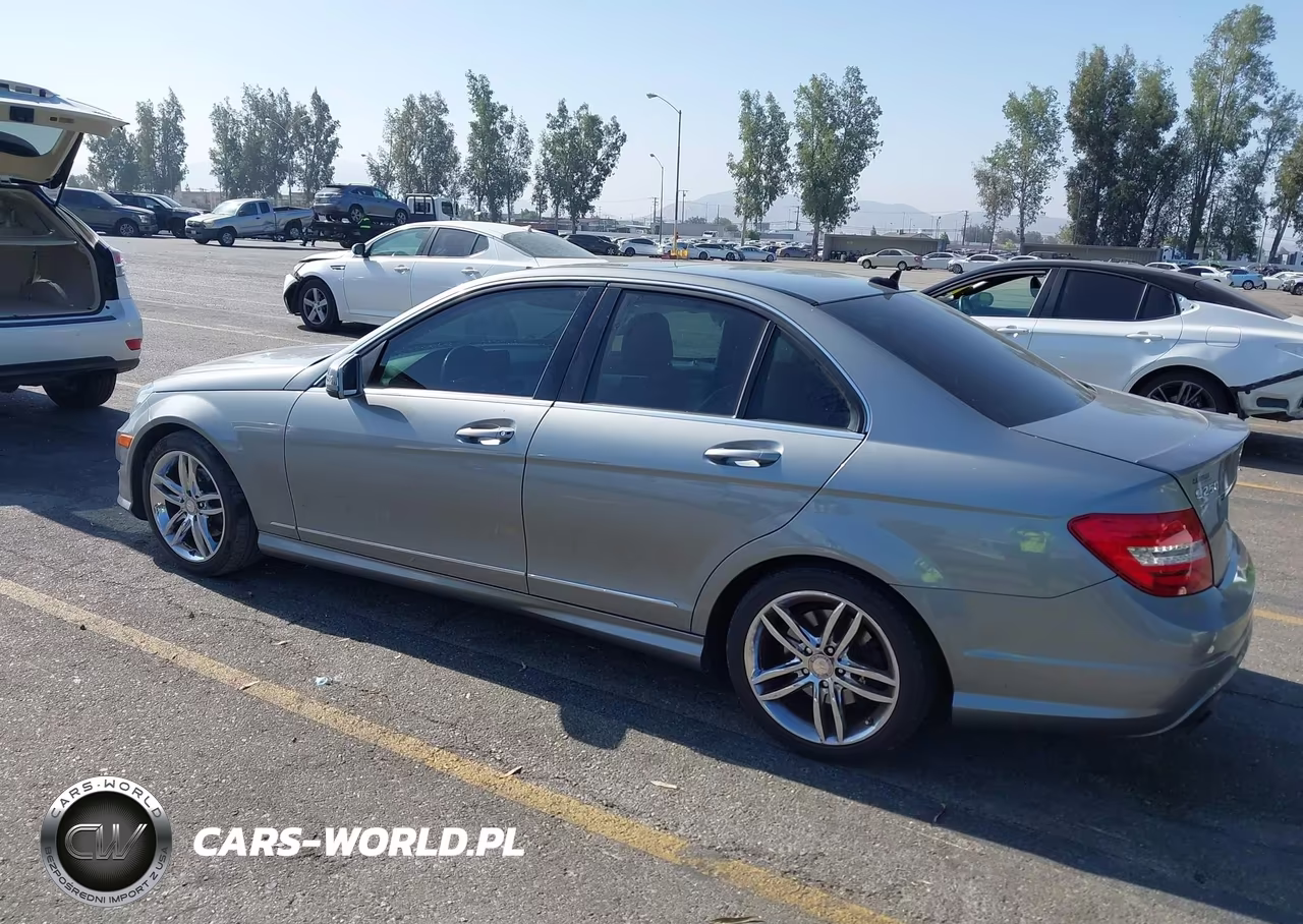 2014 Mercedes-Benz C 250 Sport VIN:WDDGF4HB5EA962957 - 15