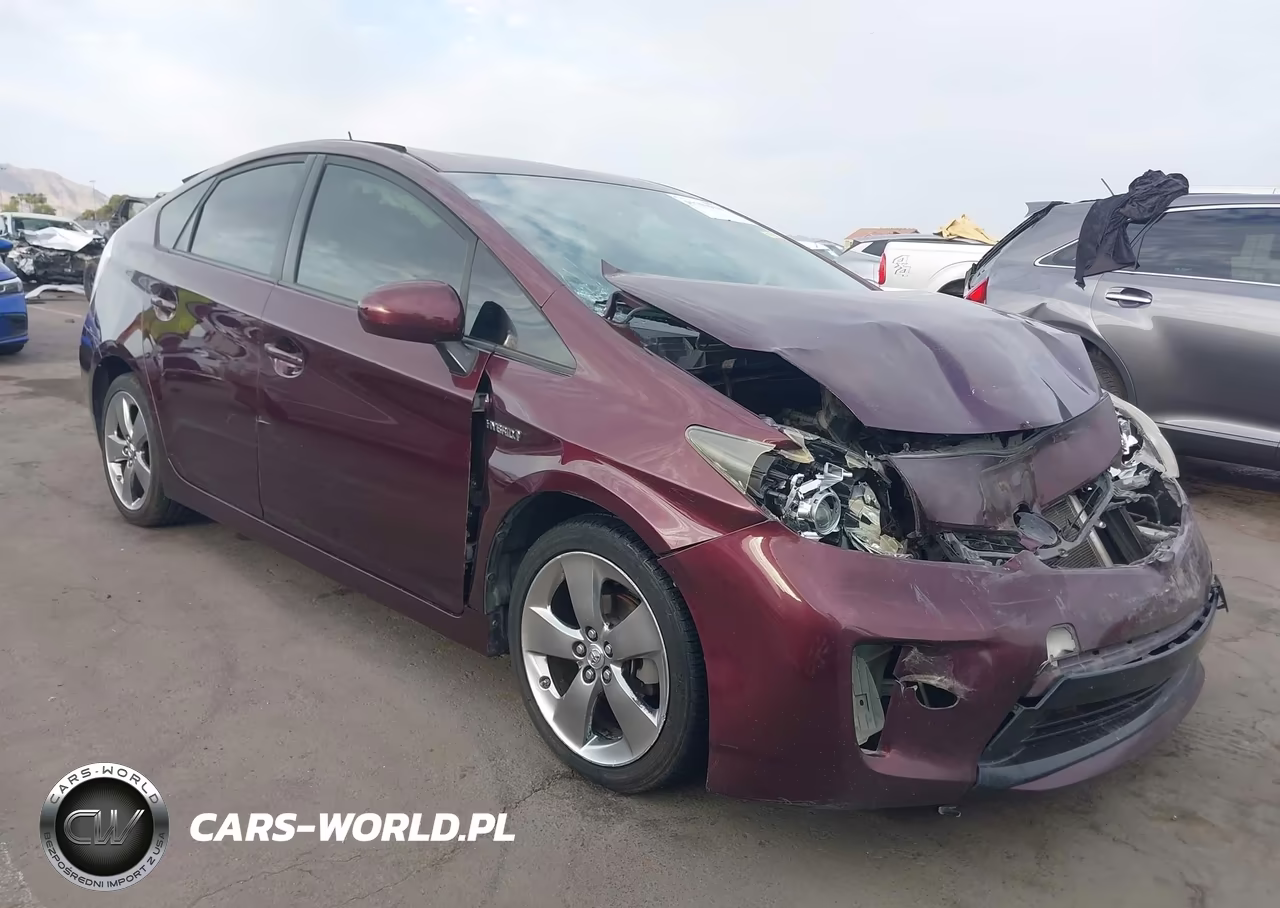 2013 Toyota Prius Three Se – zdjęcie 1 z 16