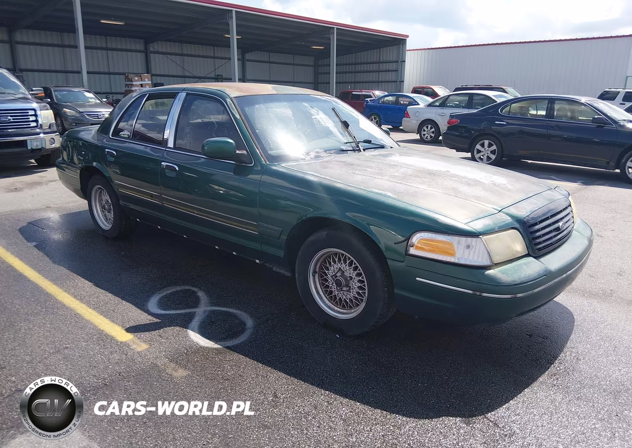 2000 Ford Crown Victoria Lx