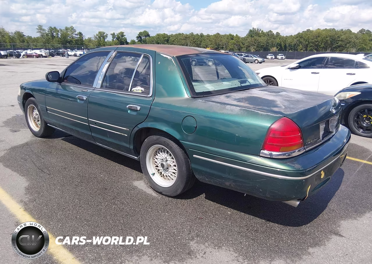 2000 Ford Crown Victoria Lx VIN:2FAFP74W1YX158556 - 3
