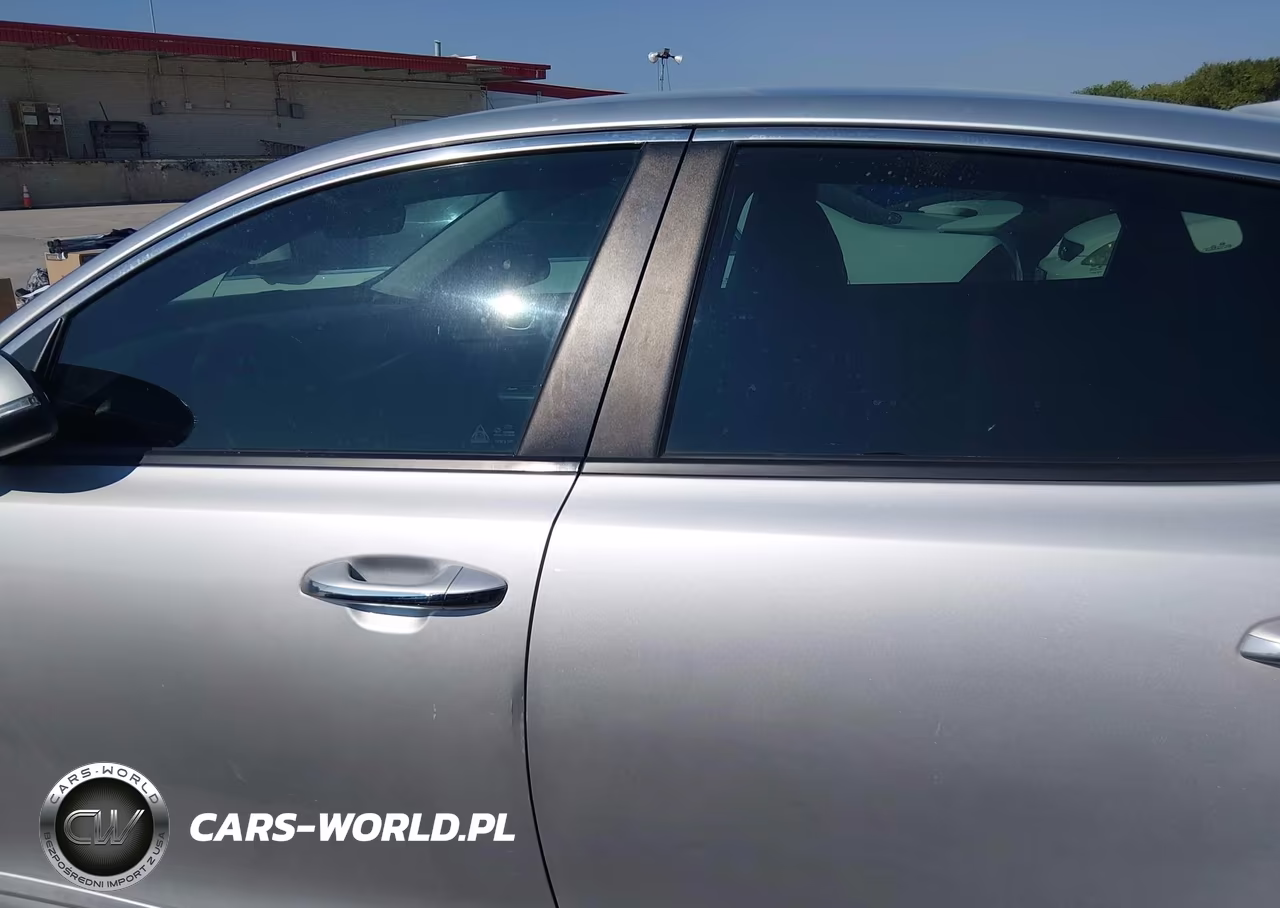 2020 Kia Optima Lx VIN:5XXGT4L32LG426018 - 14