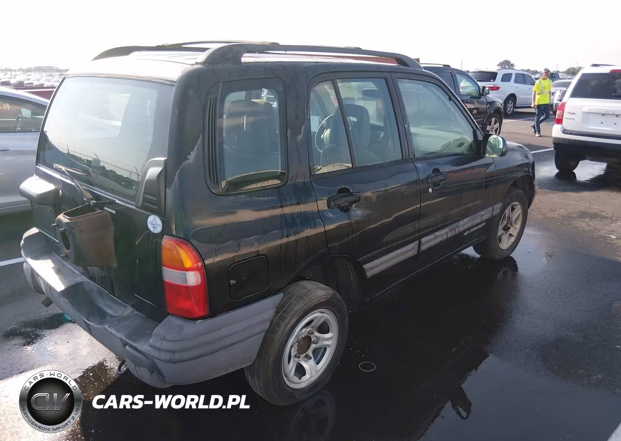 2002 Chevrolet Tracker Hard Top Base VIN:2CNBE13C726938220 - 4