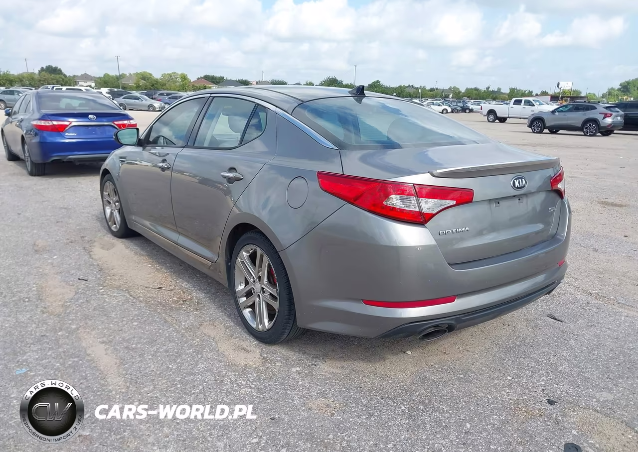 2013 Kia Optima Sx VIN:5XXGR4A68DG227374 - 3