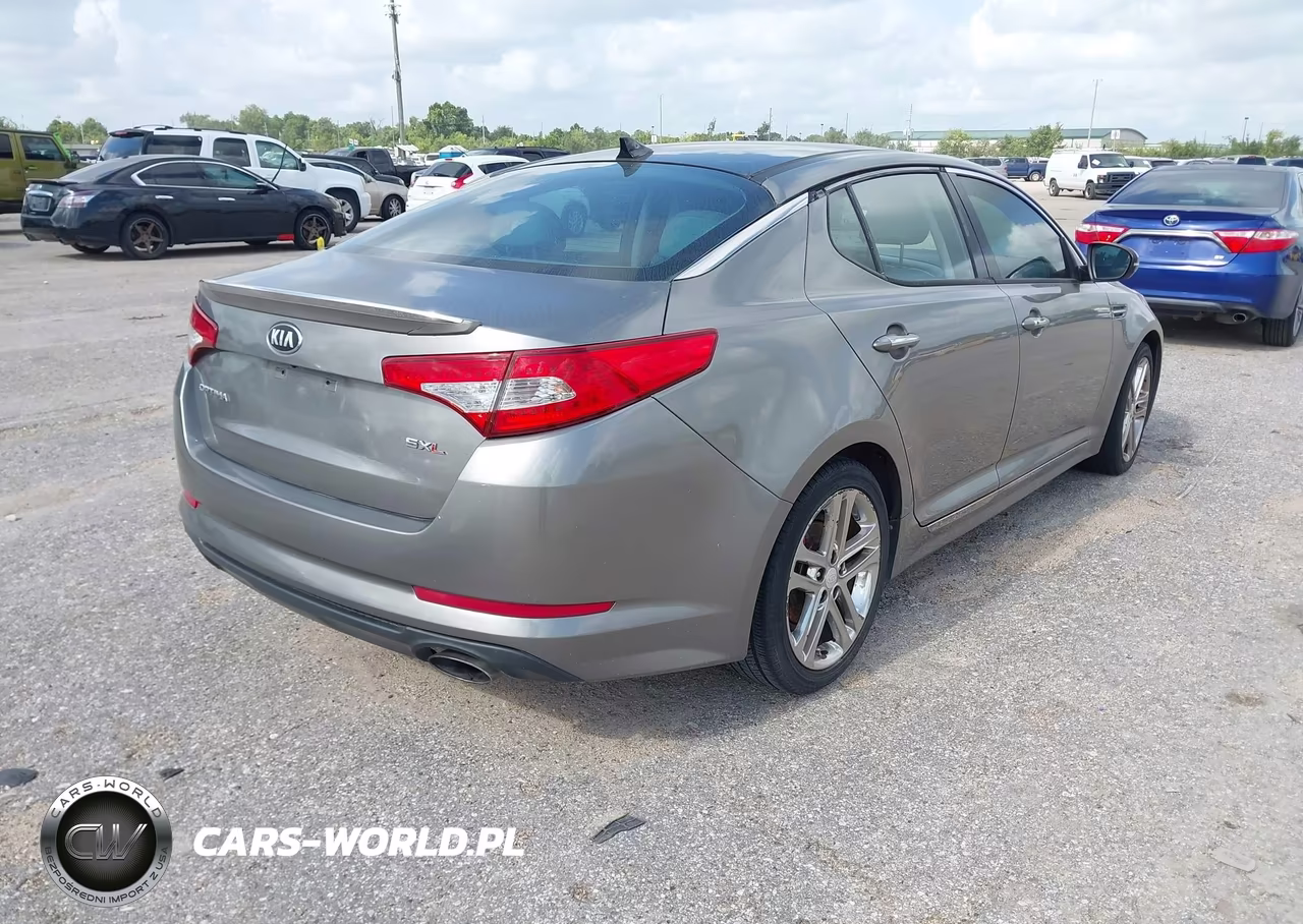 2013 Kia Optima Sx VIN:5XXGR4A68DG227374 - 4