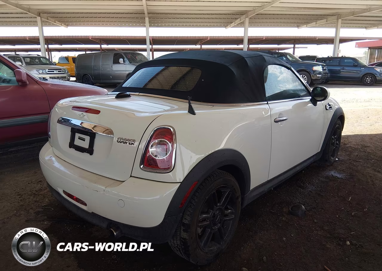 2015 Mini Roadster Cooper VIN:WMWSY1C56FT625957 - 4