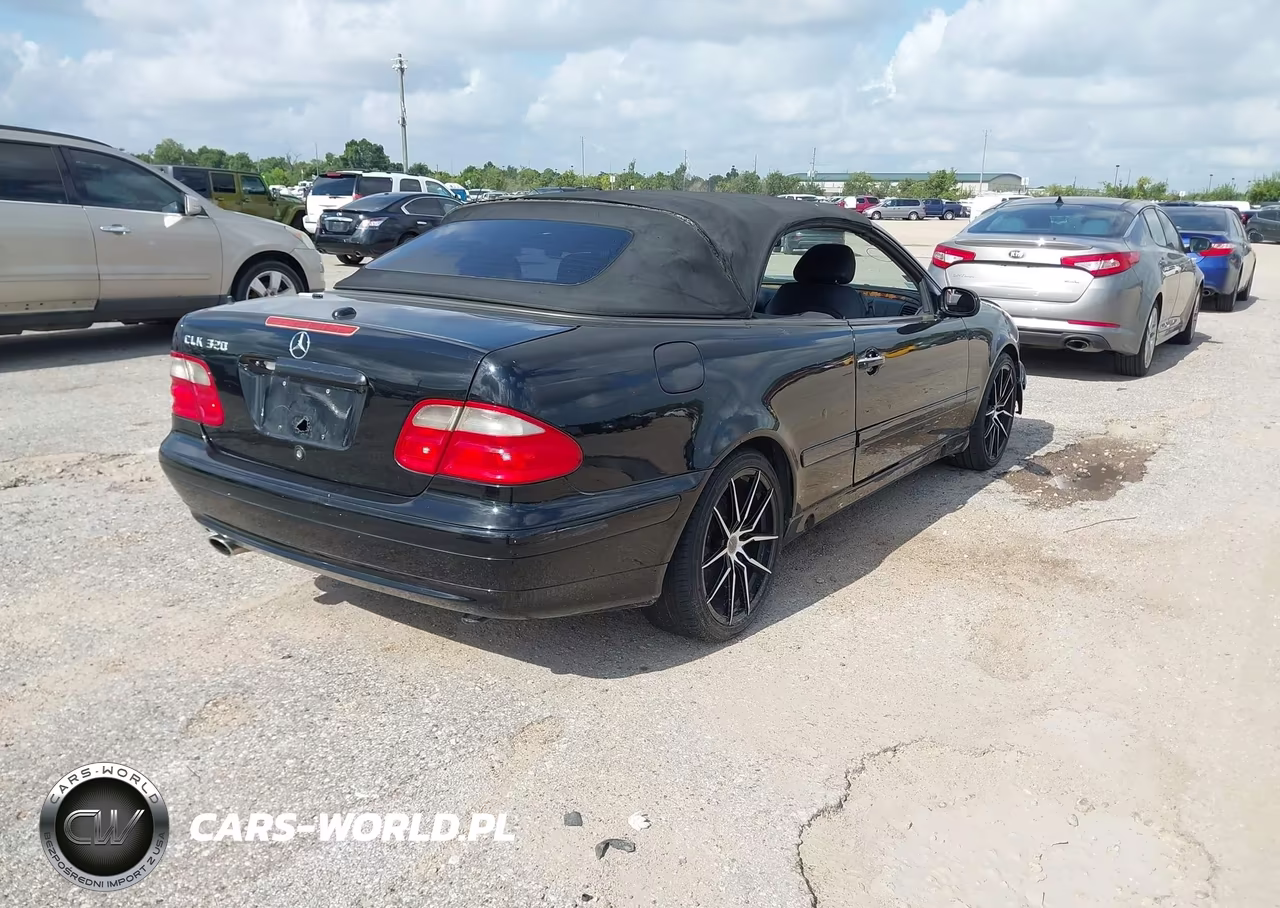 2002 Mercedes-Benz Clk 320 VIN:WDBLK65G72T128459 - 4