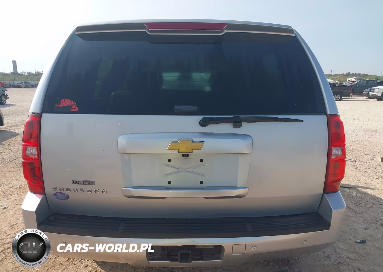2013 Chevrolet Suburban Lt VIN:1GNSCJE01DR317213 - 16
