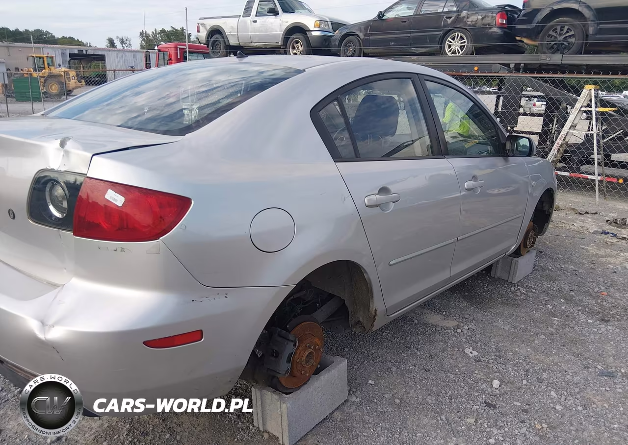 2006 Mazda Mazda3 I Touring VIN:JM1BK32F561490847 - 4