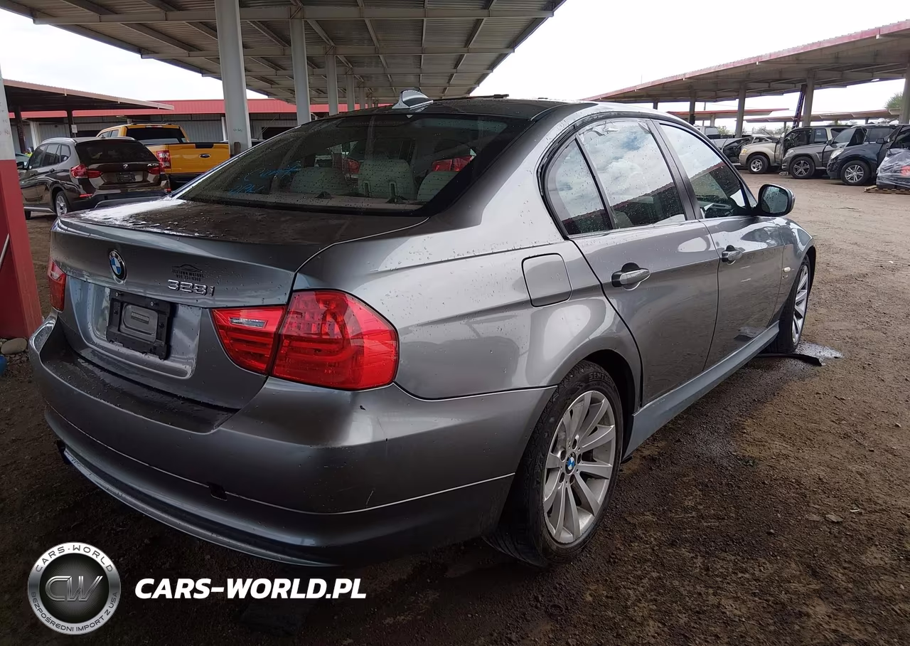 2011 BMW 328I xDrive VIN:WBAPK5G50BNN28809 - 4