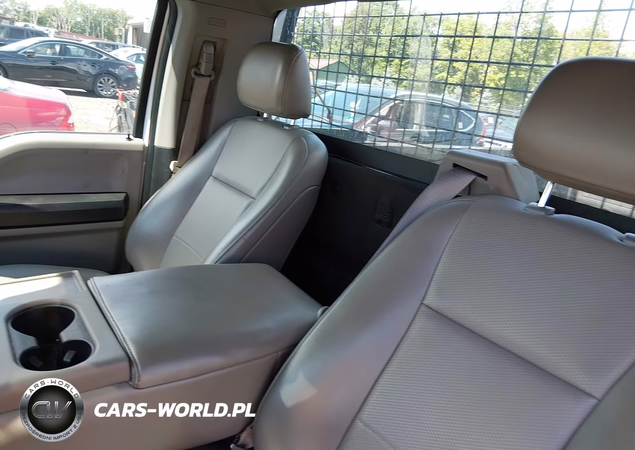 2019 Ford F-150 Xl VIN:1FTMF1CB6KKC41782 - 8