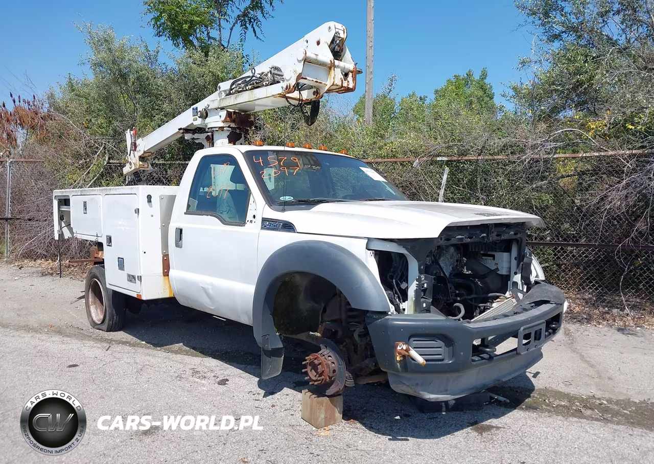 2012 Ford F-450 Chassis Xl