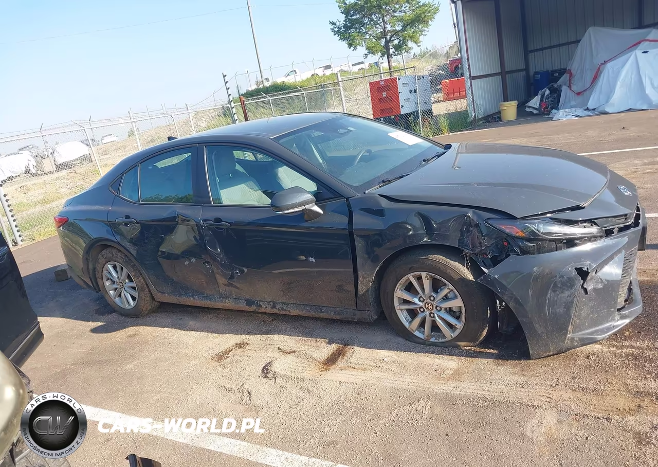 2025 Toyota Camry Le VIN:4T1DAACK4SU115855 - 12