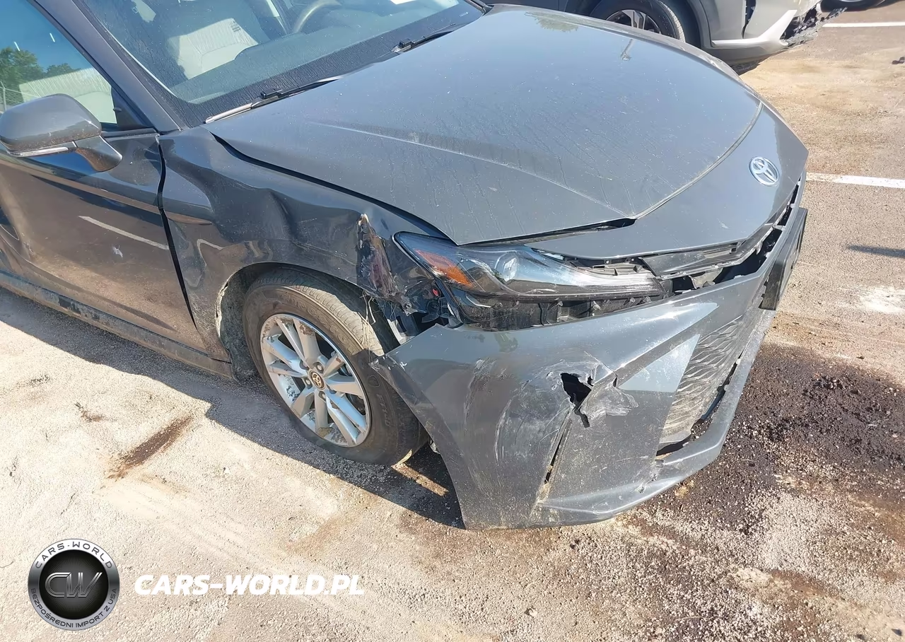 2025 Toyota Camry Le VIN:4T1DAACK4SU115855 - 6