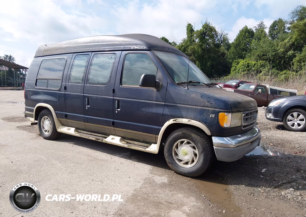2002 Ford E-150 Commercial-Recreational