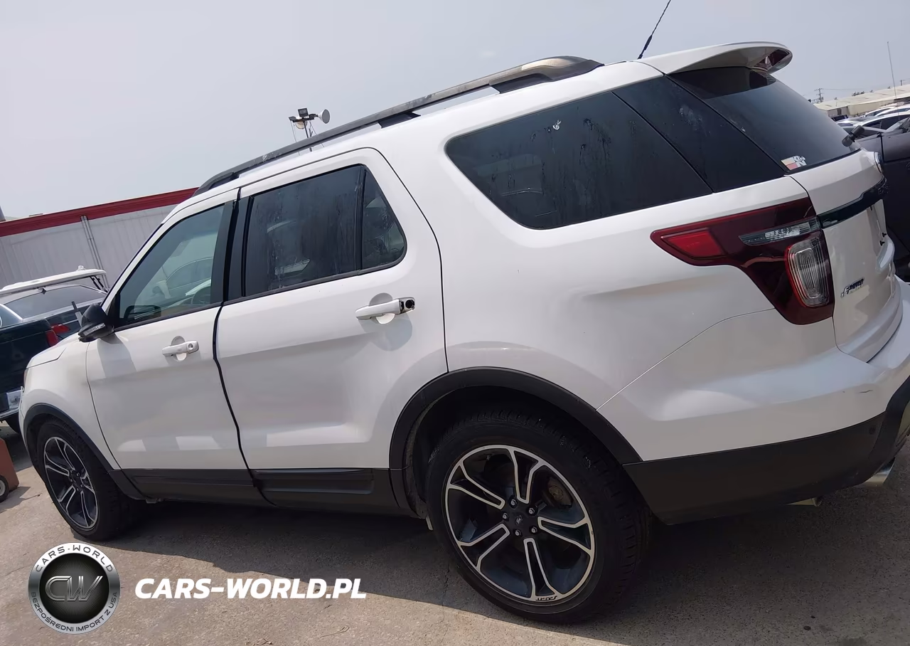 2015 Ford Explorer Sport VIN:1FM5K8GT9FGC23289 - 14