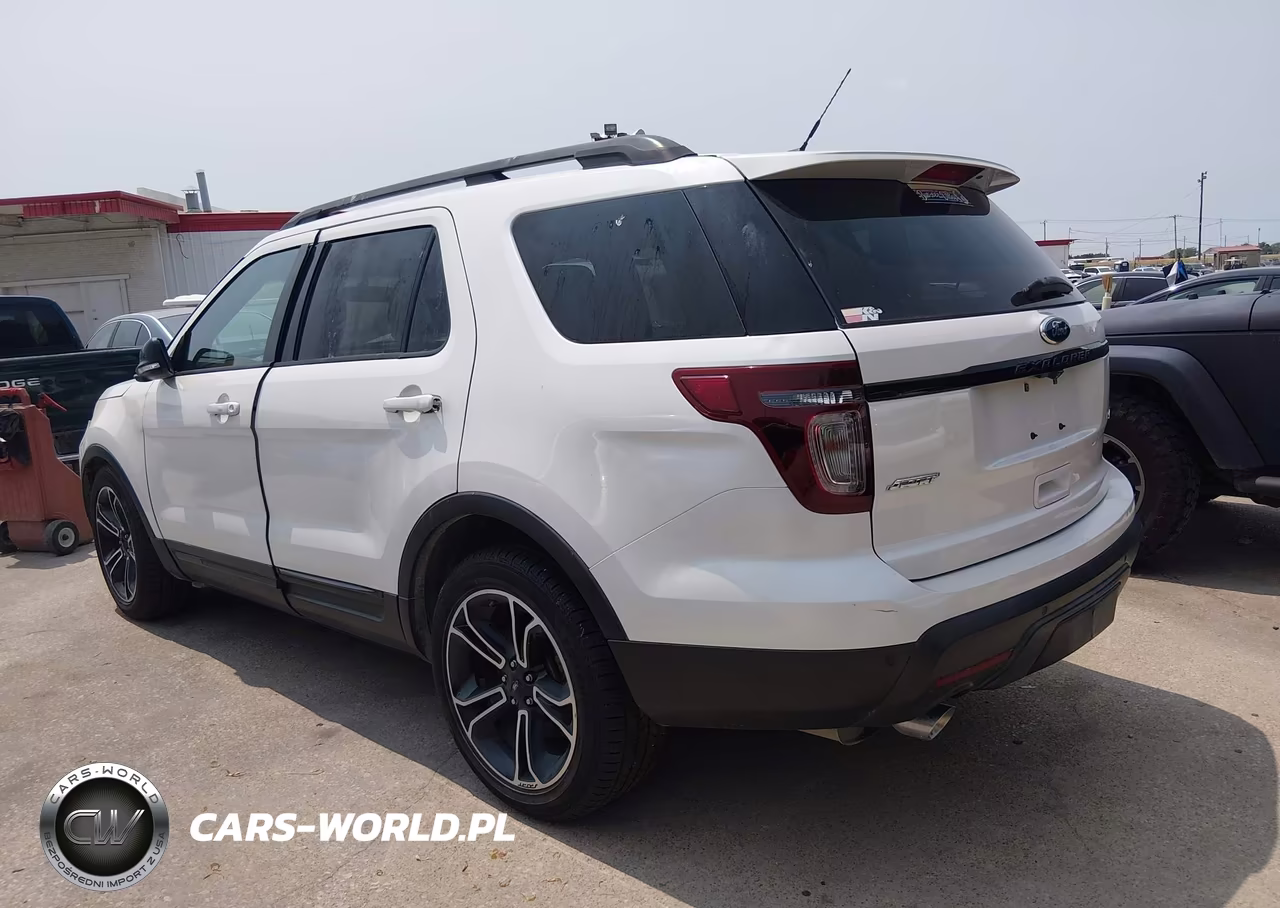 2015 Ford Explorer Sport VIN:1FM5K8GT9FGC23289 - 3