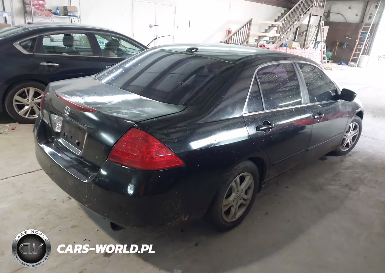 2007 Honda Accord 2.4 Ex VIN:JHMCM56867C000054 - 4