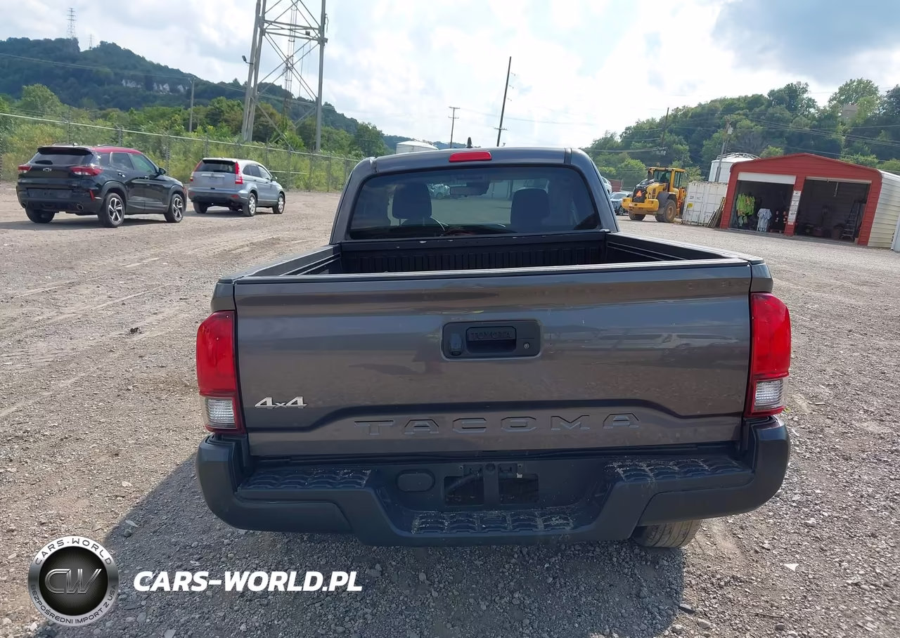 2019 Toyota Tacoma Sr VIN:5TFSX5EN5KX068309 - 16
