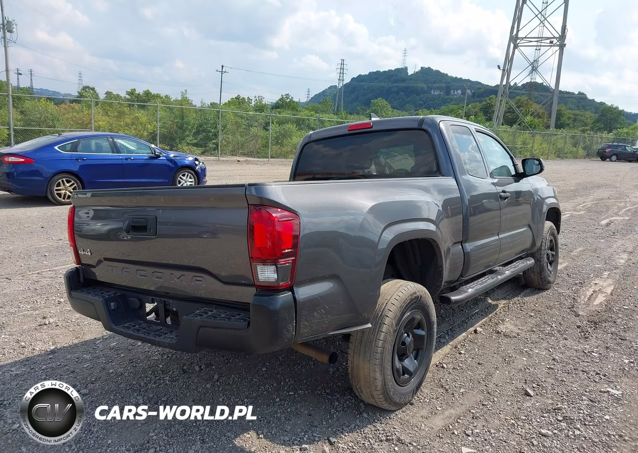 2019 Toyota Tacoma Sr VIN:5TFSX5EN5KX068309 - 4