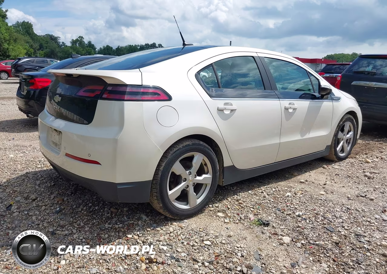 2012 Chevrolet Volt VIN:1G1RB6E4XCU102430 - 4