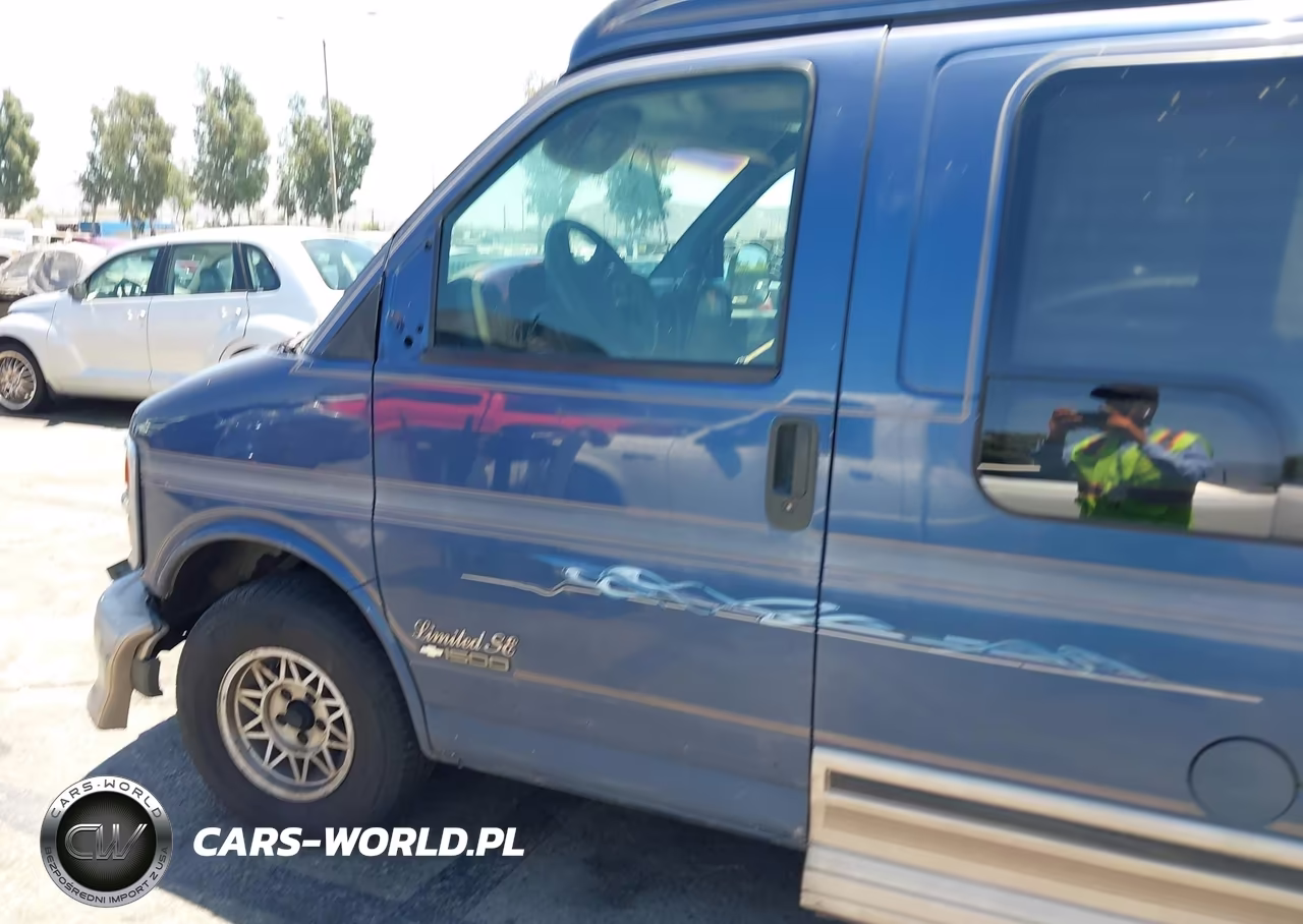 1997 Chevrolet Chevy Van Yf7 Upfitter Pkg. VIN:1GBFG15RXV1059520 - 14