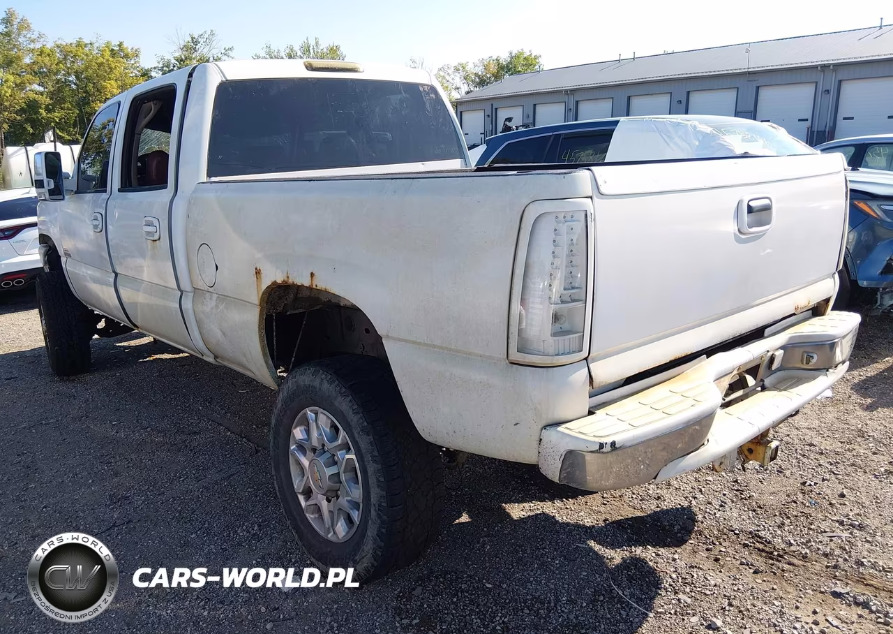 2005 Chevrolet Silverado 2500Hd Lt VIN:1GCHK23265F821923 - 3
