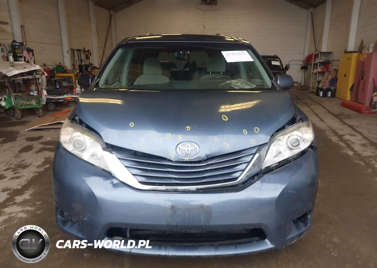 2015 Toyota Sienna Le 8 Passenger VIN:5TDKK3DC6FS568199 - 12