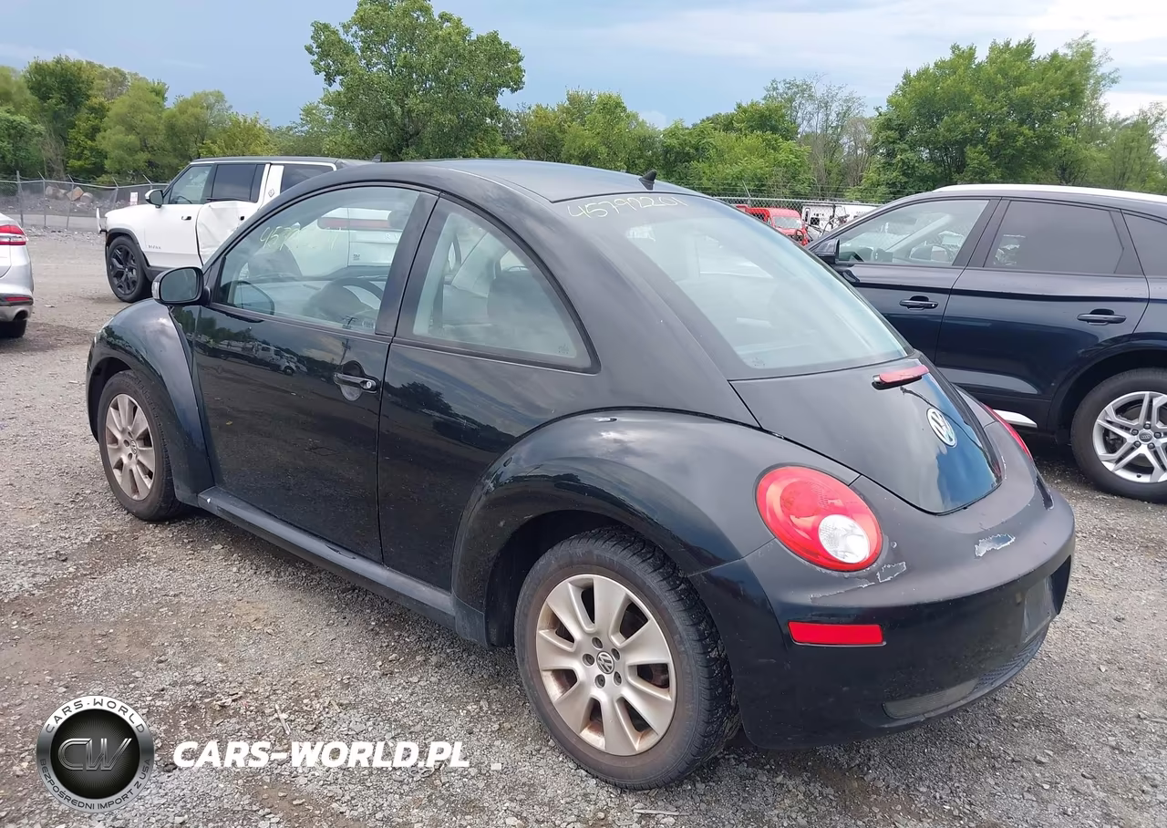 2008 Volkswagen New Beetle S VIN:3VWPW31C28M518852 - 3