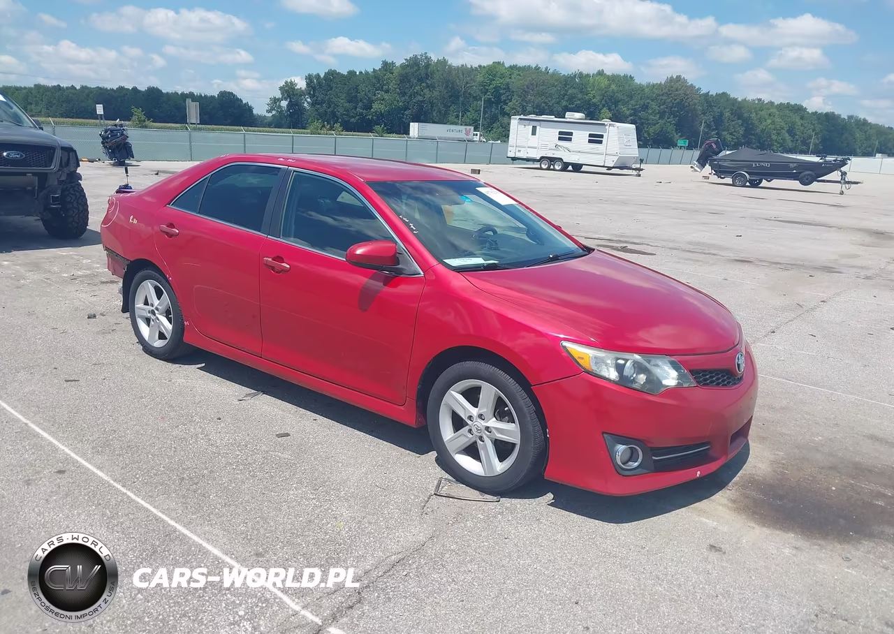 2012 Toyota Camry Se – zdjęcie 1 z 13