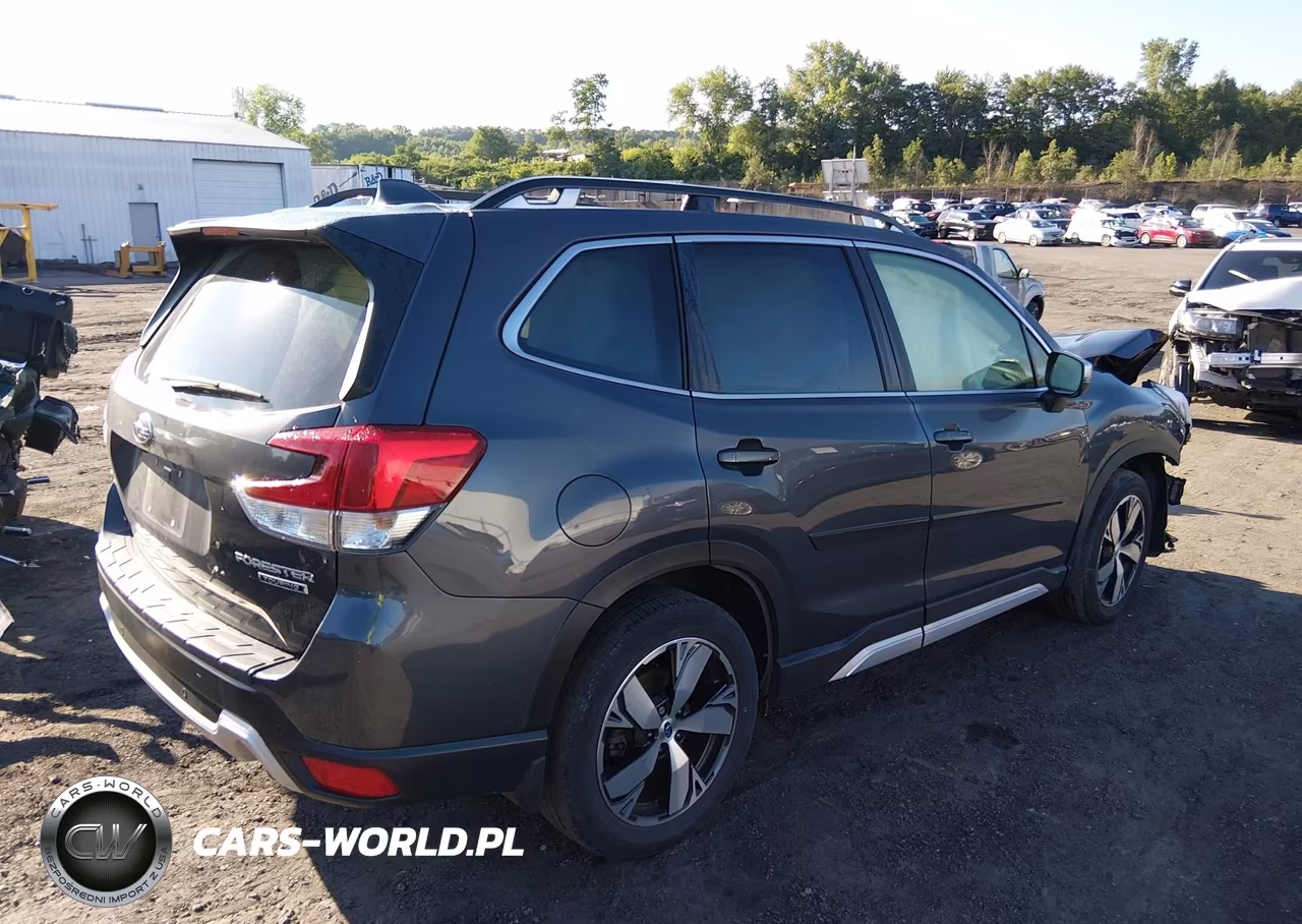 2020 Subaru Forester Touring VIN:JF2SKAXC7LH538968 - 4