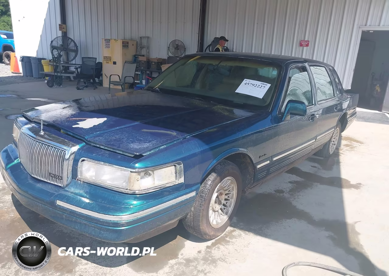 1997 Lincoln Town Car Executive VIN:1LNLM81W4VY744000 - 2