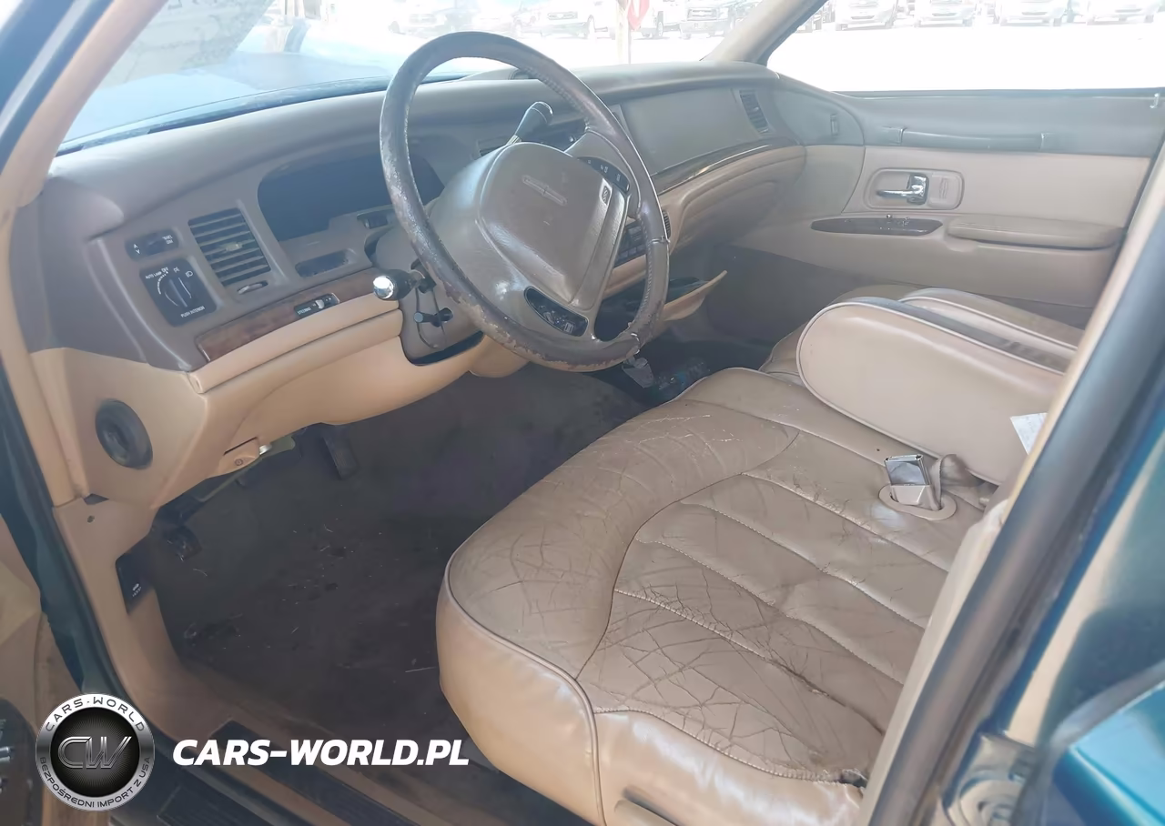 1997 Lincoln Town Car Executive VIN:1LNLM81W4VY744000 - 5