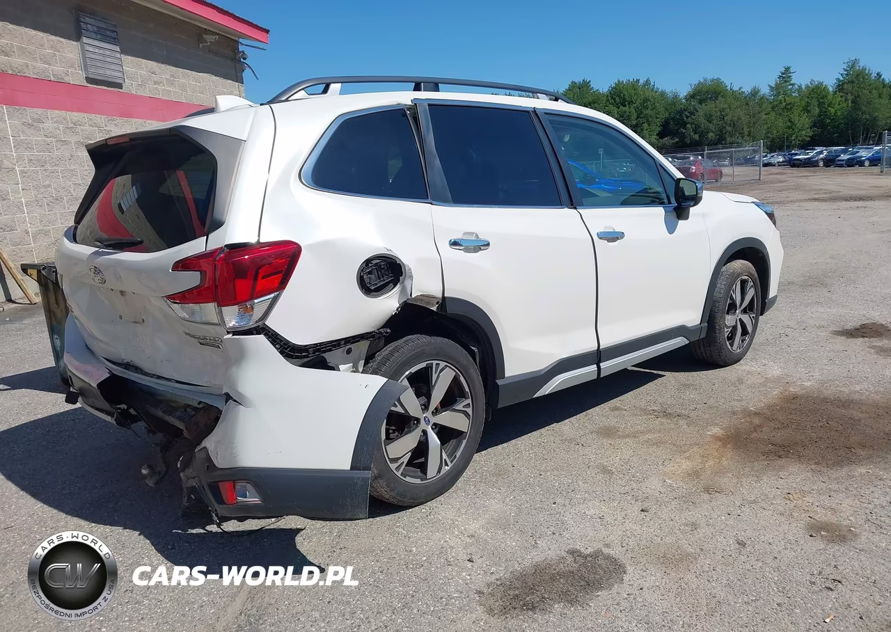 2019 Subaru Forester Touring VIN:JF2SKAWC5KH531680 - 4