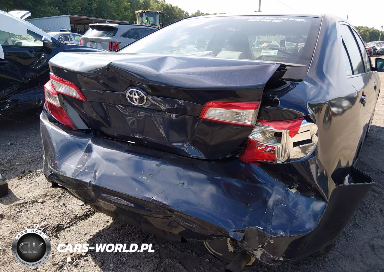 2014 Toyota Camry Le VIN:4T4BF1FK2ER383205 - 6