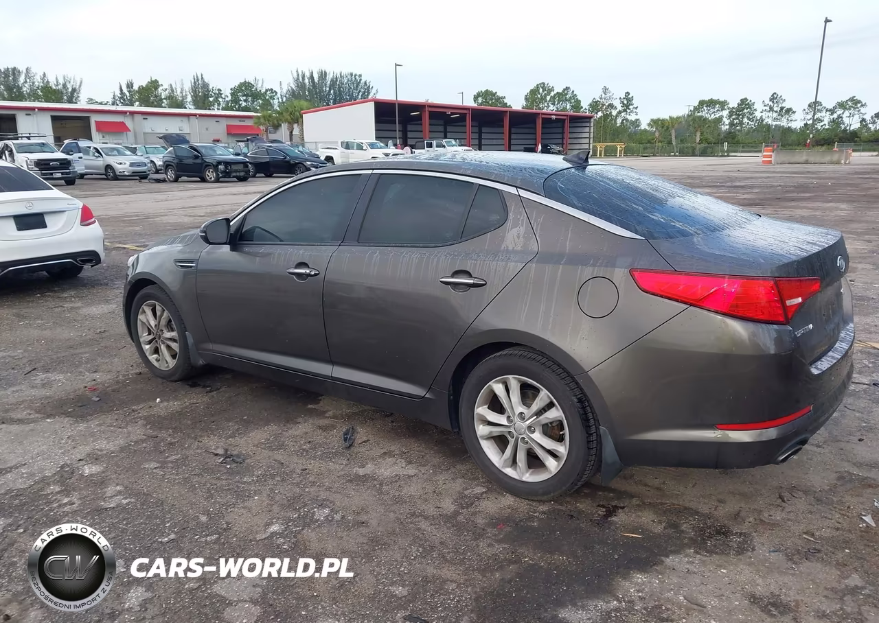 2011 Kia Optima Ex VIN:KNAGN4A70B5179565 - 3