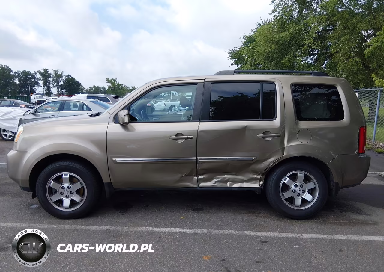 2011 Honda Pilot Touring VIN:5FNYF4H99BB021977 - 6
