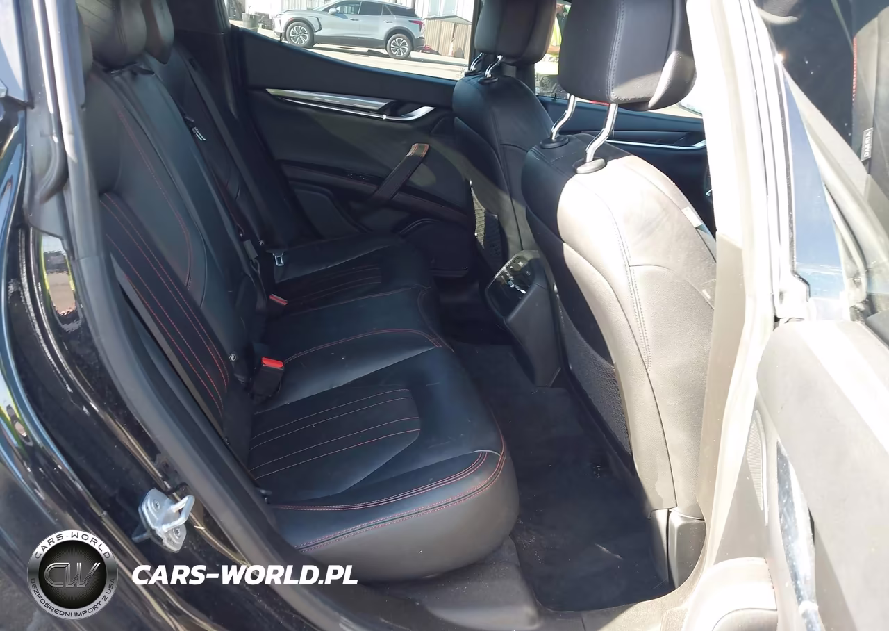 2017 Maserati Ghibli VIN:ZAM57XSAXH1262609 - 8