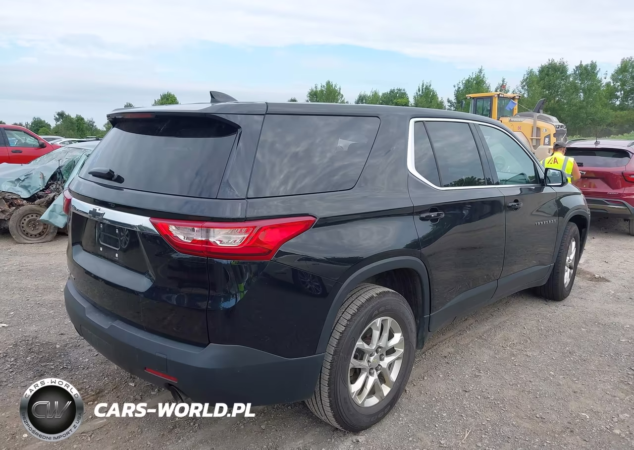2018 Chevrolet Traverse Ls VIN:1GNEVFKW7JJ205488 - 4