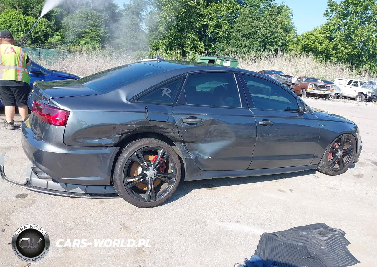 2018 Audi S6 4.0T Premium Plus VIN:WAUFFAFC2JN034913 - 13