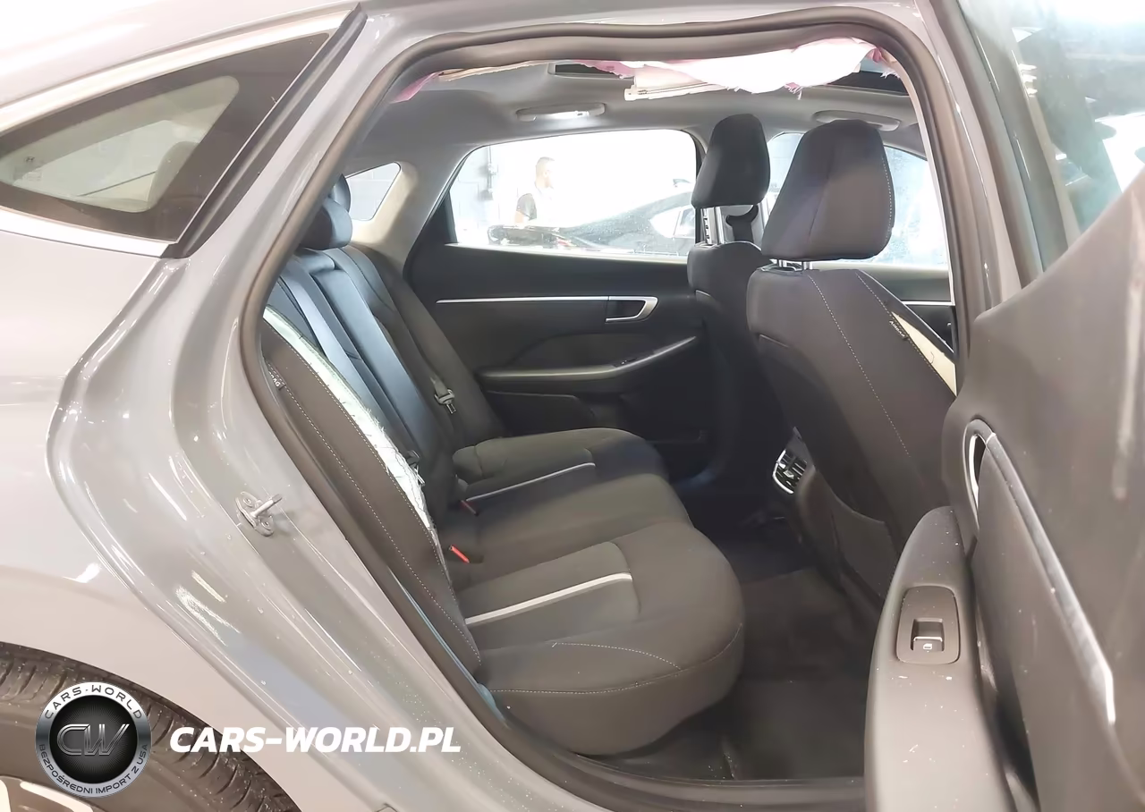 2026 Hyundai Sonata Hybrid Sel VIN:KMHL34JJXTA138707 - 8